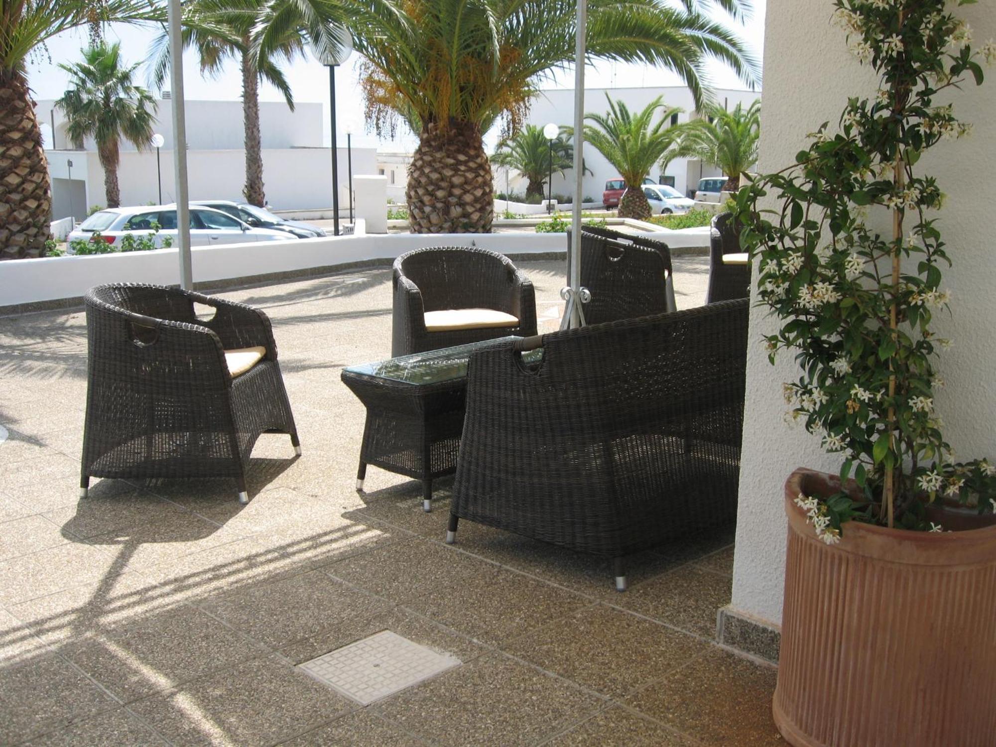 Hotel Residence Miramare Torre Vado Bagian luar foto