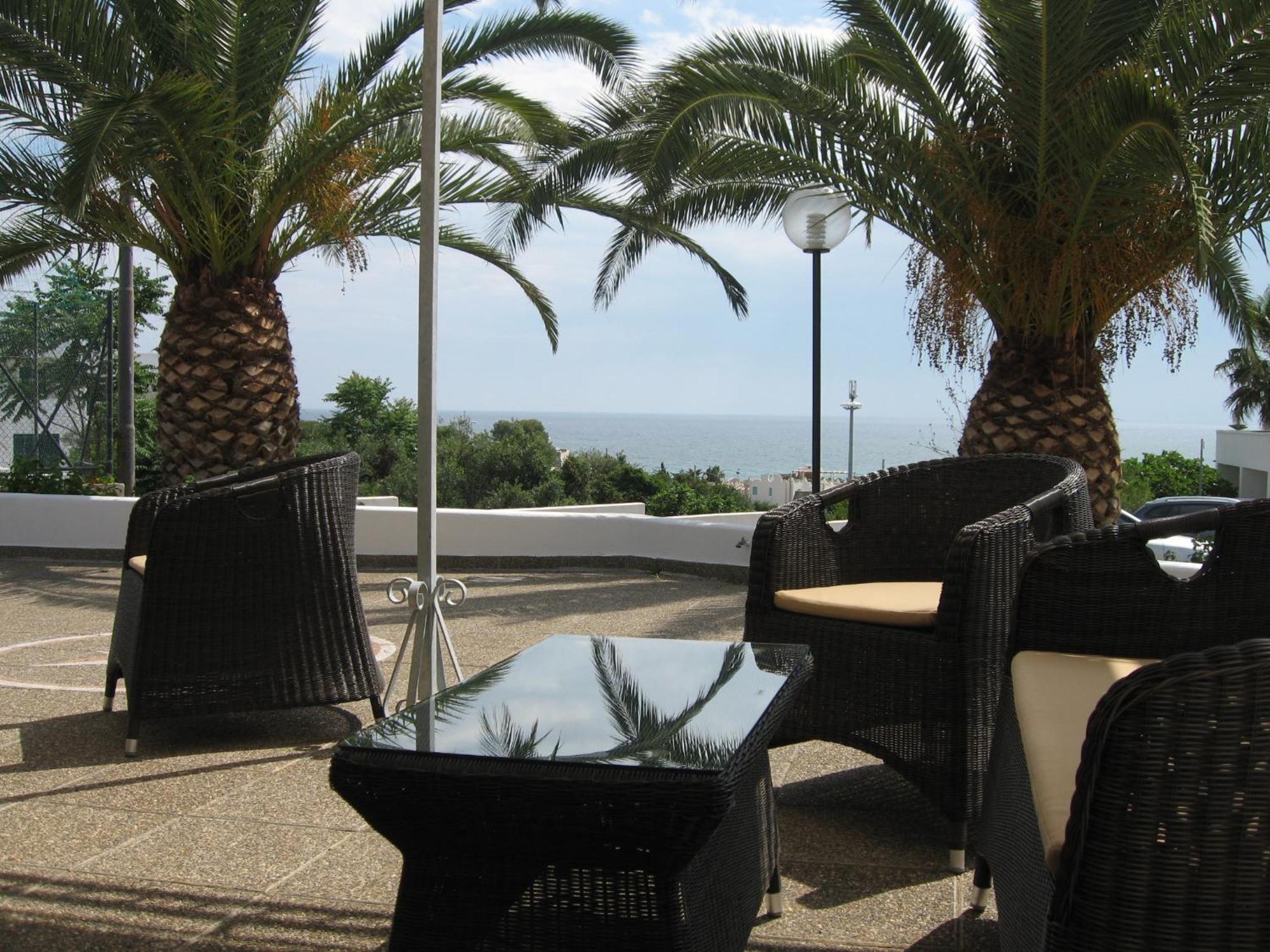 Hotel Residence Miramare Torre Vado Bagian luar foto